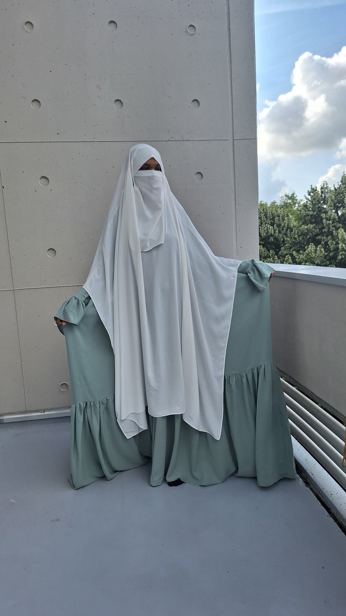 Max khimar