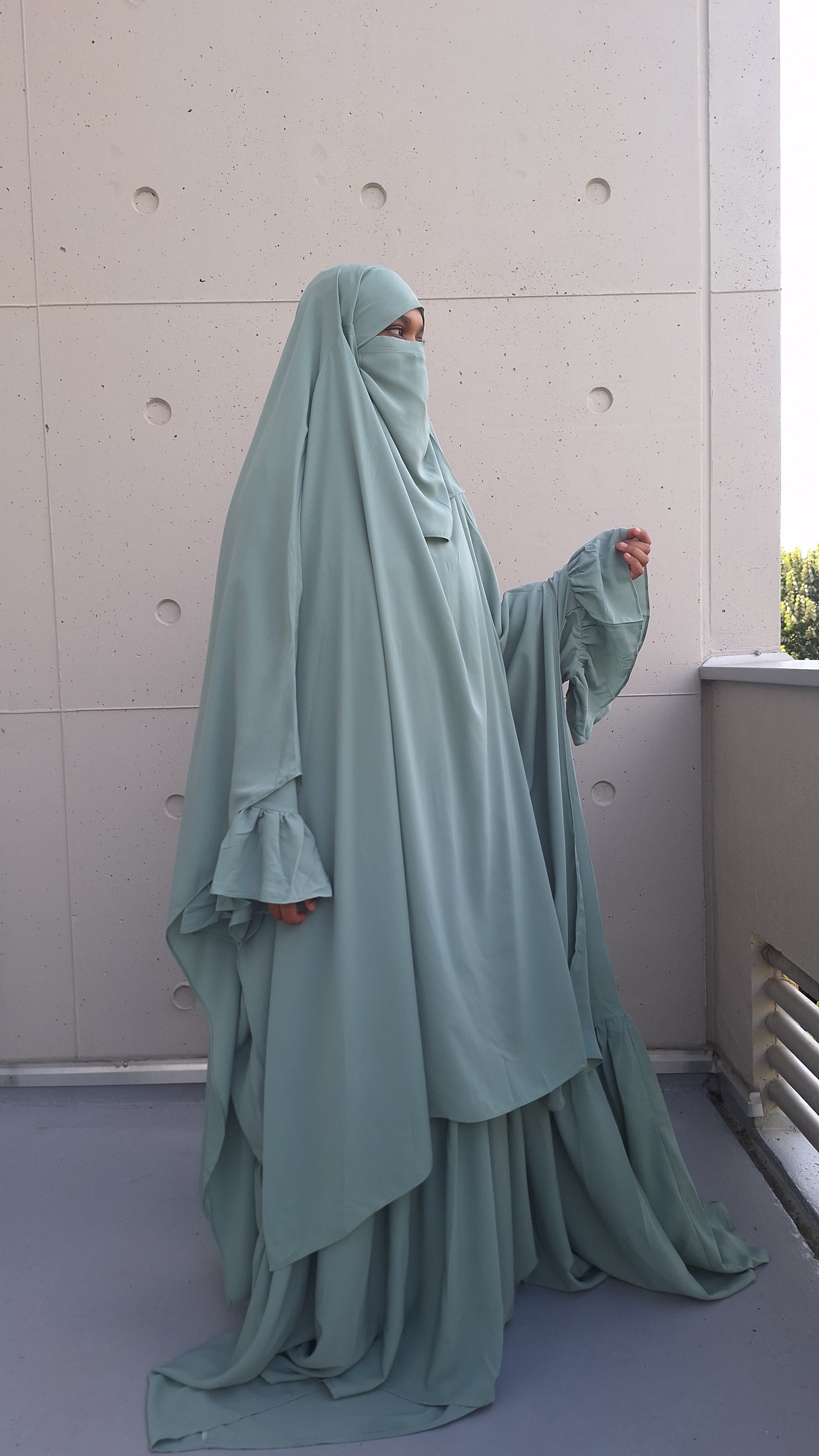 Max khimar