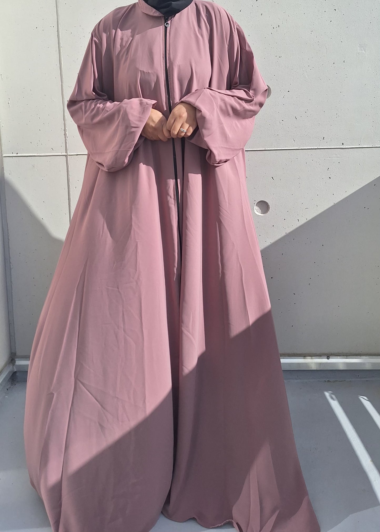 Abaya hana