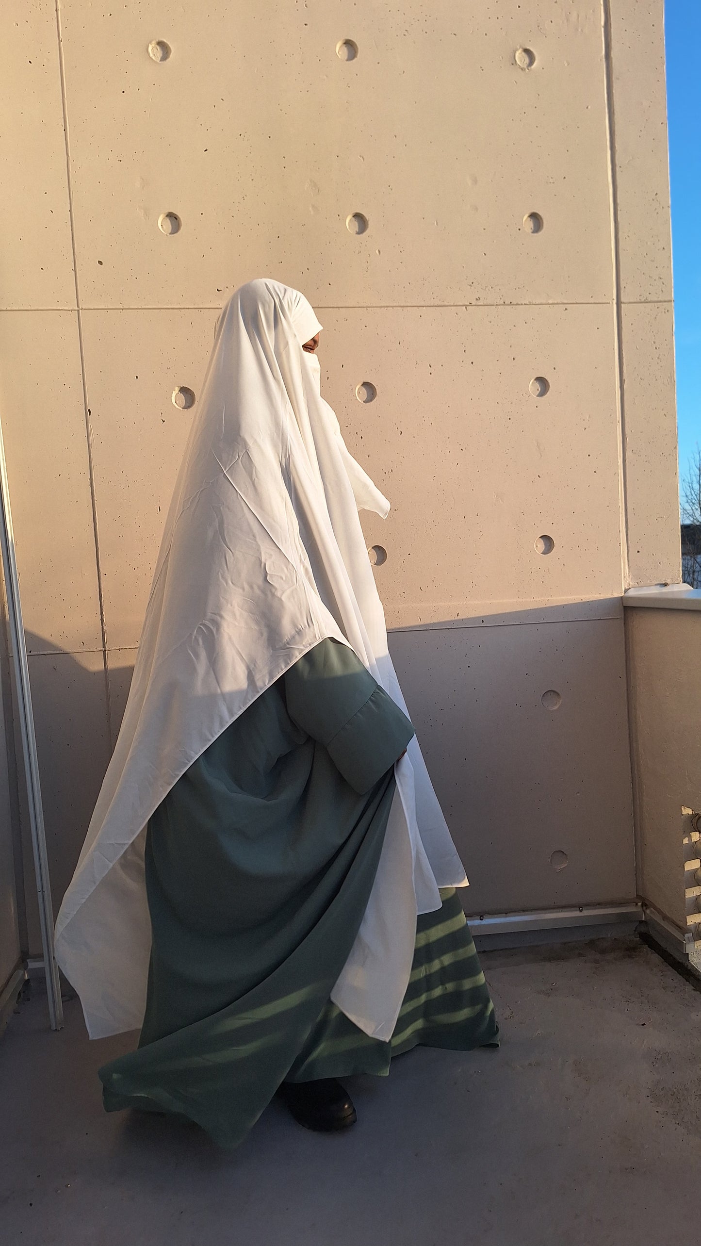Max khimar
