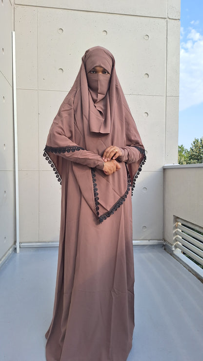 Ensemble fleuria