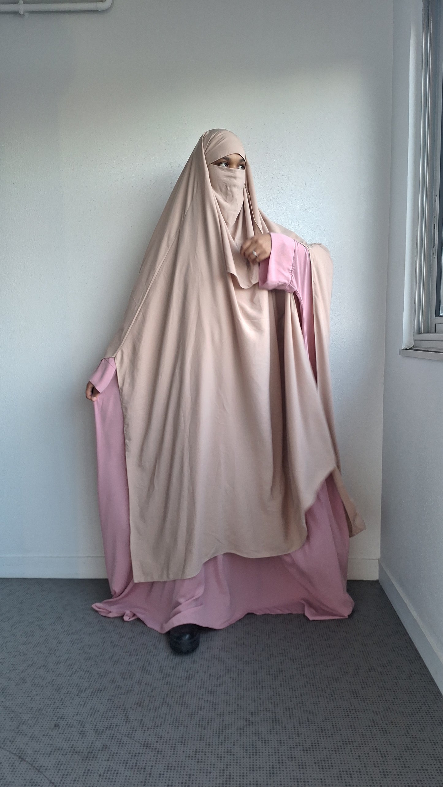 Max khimar