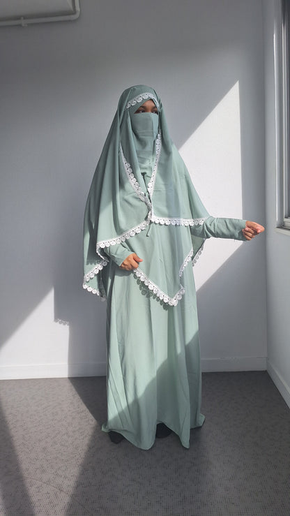 Ensemble fleuria