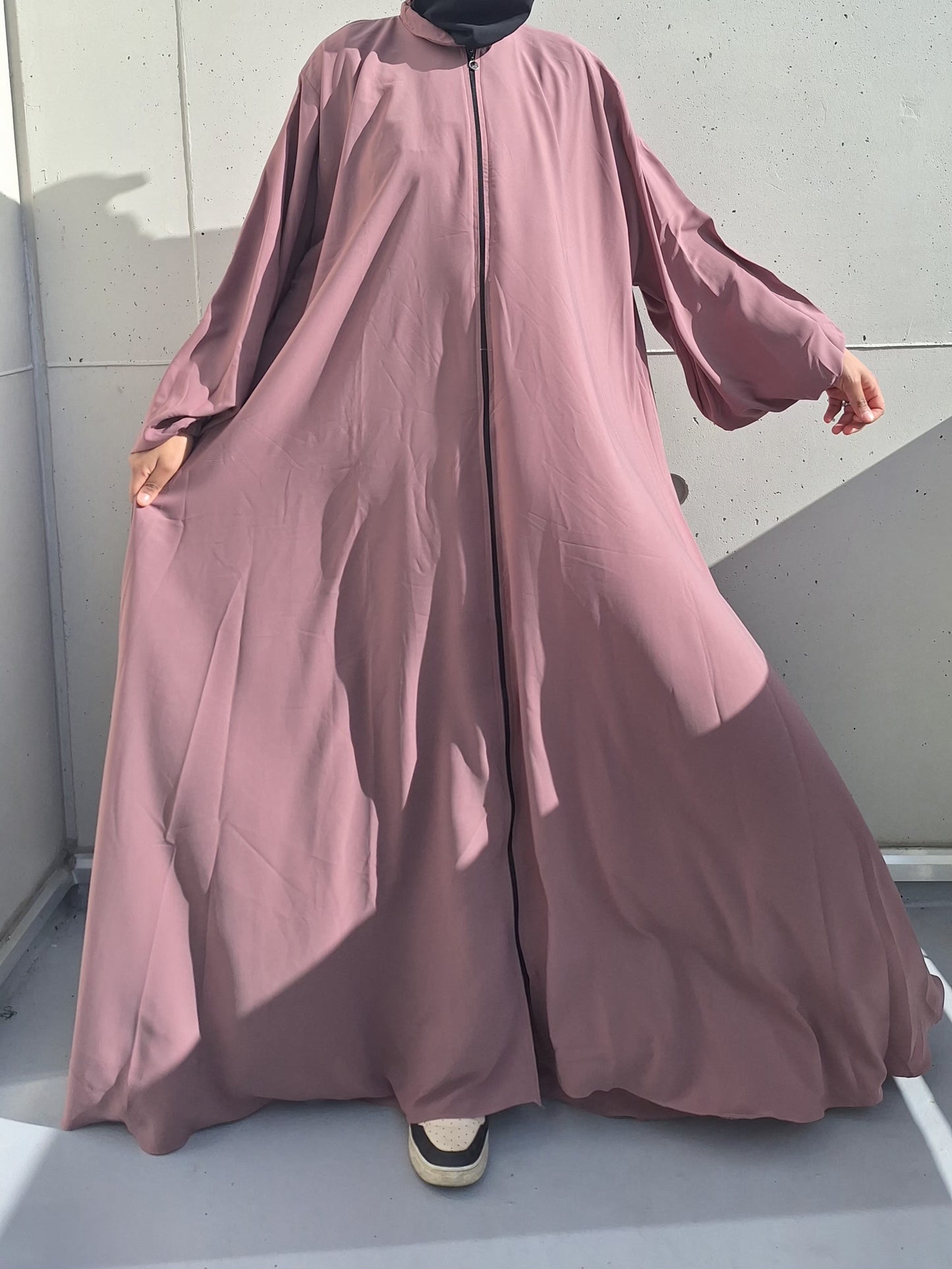 Abaya hana