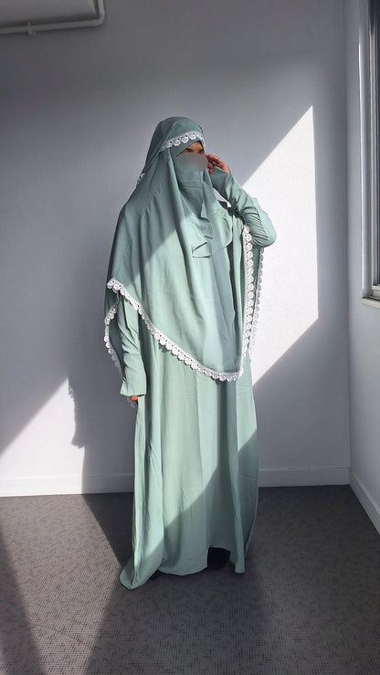 Ensemble fleuria